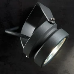 Faretti Da Esterno-Selezionato da Mazzolaluce Faretto da esterno 9w 3000k ottica 36 nero con picchetto ip65