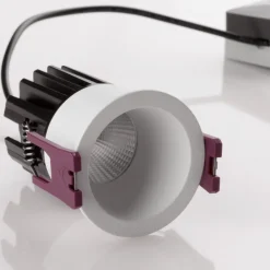Faretti Da Incasso-Selezionato da Mazzolaluce Faretto da incasso bianco led tondo 7w 3000k per cartongesso