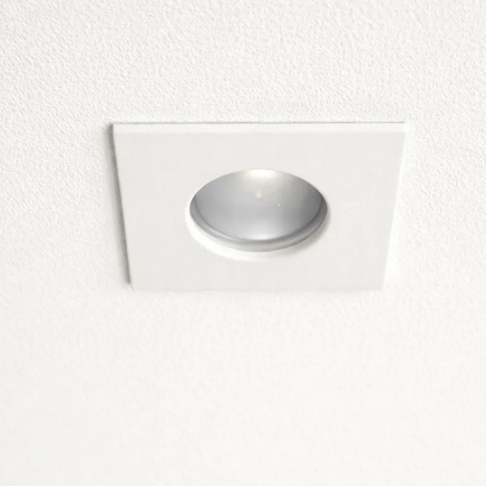 Faretti Da Incasso-Selezionato da Mazzolaluce Faretto da incasso per controsoffitto bagno doccia quadrato bianco