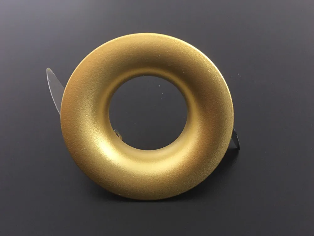 Faretti Da Incasso-Selezionato da Mazzolaluce Faretto oro rotondo da incasso per cartongesso gu10