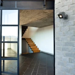 Faretti Da Esterno-Selezionato da Mazzolaluce Faretto per esterno led 6w 3000k orientabile antracite
