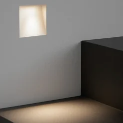 Segnapasso Led-Selezionato da Mazzolaluce Faretto segnapasso in gesso da incasso g9 4w 3000k