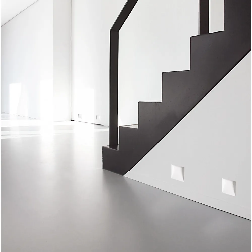 Segnapasso Led-Selezionato da Mazzolaluce Faretto segnapasso in gesso da incasso g9 4w 3000k