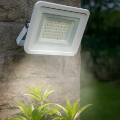Faretti Da Esterno-Selezionato da Mazzolaluce Faro per illuminazione esterno proiettore 30w 3000k ip65 slim bianco 220v