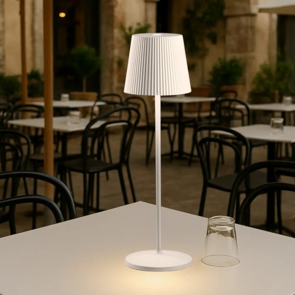 Lampade Da Tavolino Esterno-Gea Luce brillia lampada da tavolo led 3w 3000k ip54 bianca moderna