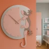 Orologi Da Parete Moderni-Selezionato da Mazzolaluce Geko orologio moderno da parete legno rosa chiaro