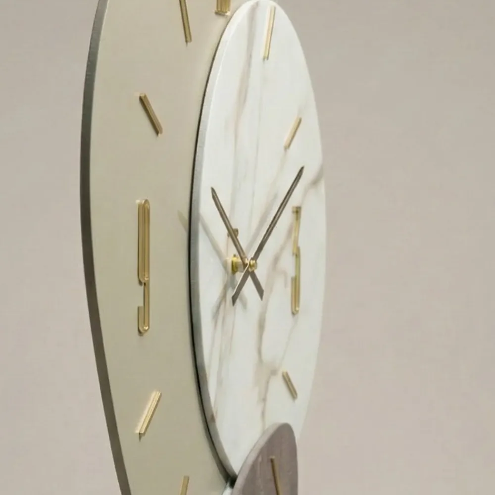 Orologi Da Parete Moderni-Selezionato da Mazzolaluce Grande orologio da parete 80cm resina laminato design moderno