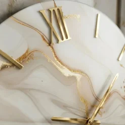 Orologi Da Parete Moderni-Selezionato da Mazzolaluce Grande orologio da parete moderno rotondo effetto marmo foglia oro 80cm