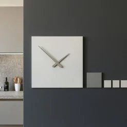 Orologi Da Parete Moderni-Selezionato da Mazzolaluce Grande orologio da parete moderno legno colore bianco
