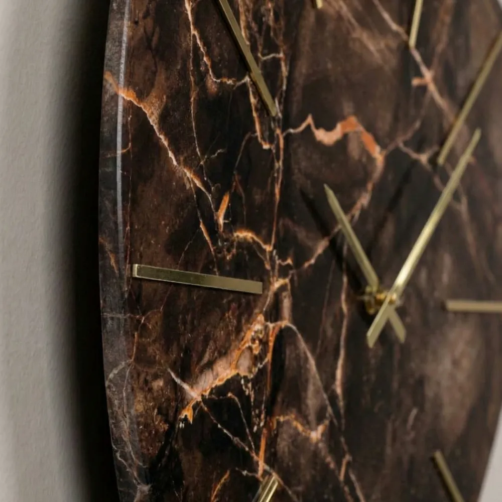 Orologi Da Parete Moderni-Selezionato da Mazzolaluce Grande orologio da parete 110x71 design sagomato