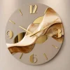 Orologi Da Parete Moderni-Selezionato da Mazzolaluce Grande orologio rotondo a parete resina effetto marmo dettagli foglia oro 70cm