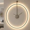 Orologi Da Parete Moderni-Selezionato da Mazzolaluce Grande orologio rotondo da parete retroilluminato tortora 80cm