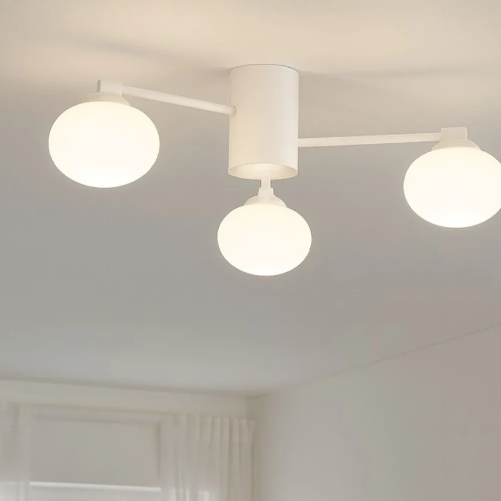 Plafoniere Moderne-Ideal Lux Hermes pl3 d90 plafoniera moderna tre vetri bianchi per salotto