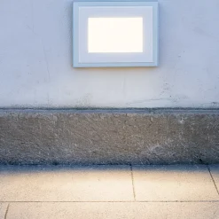 Segnapasso Led-Ideal Lux Indio piccolo segnapasso da incasso per esterno led 3000k ip65 impermeabile bianco