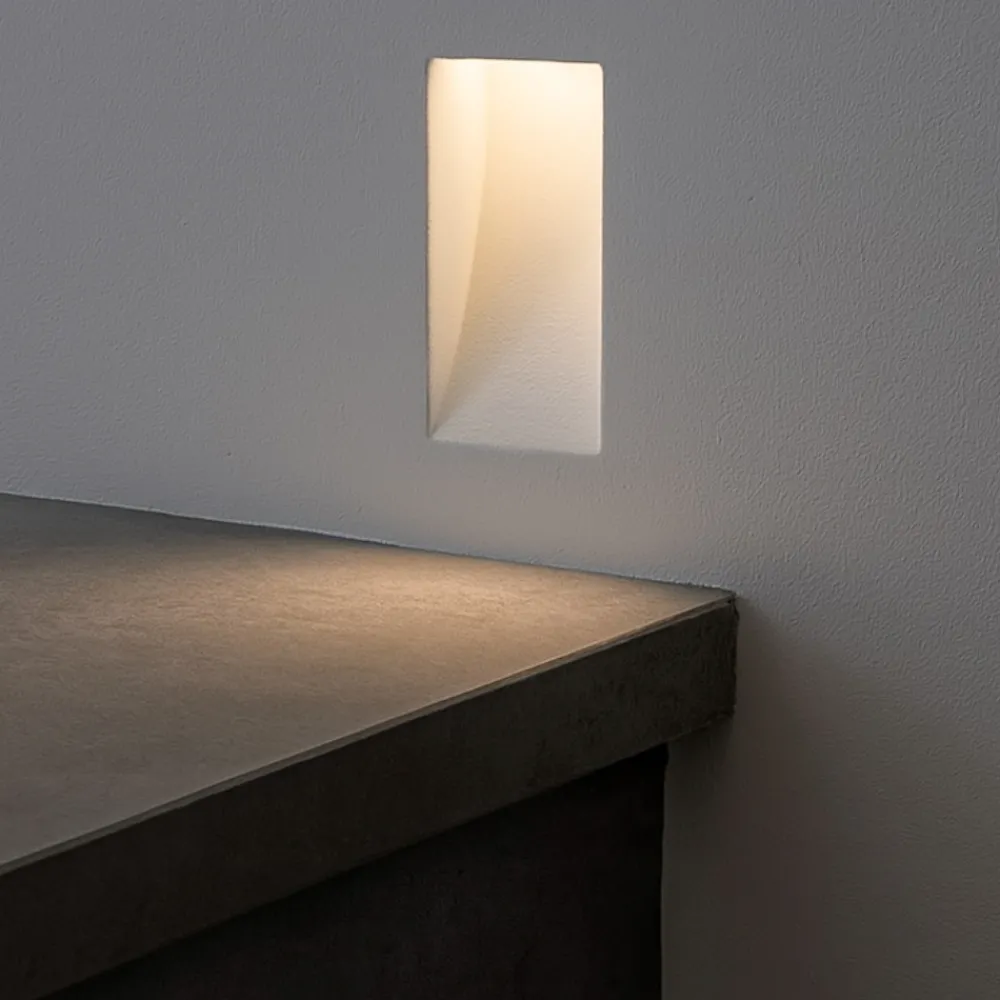 Segnapasso Led-IsyLuce segnapasso di gesso da incasso per interni