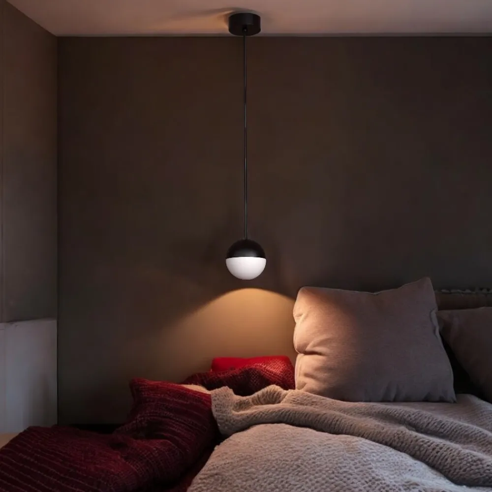 Lampade A Sospensione-Selezionato da Mazzolaluce Lampada a sfera sospensione led 5w 3000k nera