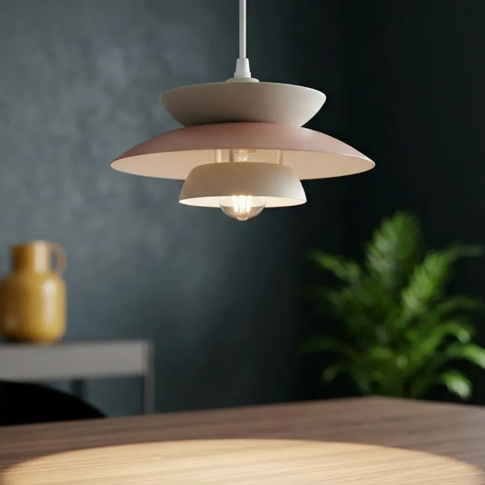 Lampade A Sospensione-Selezionato da Mazzolaluce Lampada a sospensione beige in metallo design per isola penisola