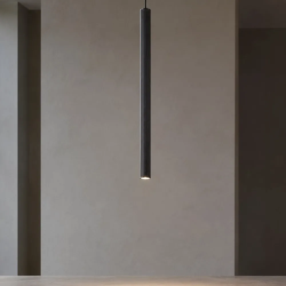 Lampade A Sospensione-Selezionato da Mazzolaluce Lampada a sospensione cilindro nero 50 cm rigato per isola cucina