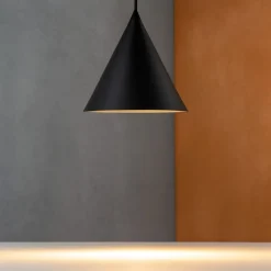 Lampade A Sospensione-Selezionato da Mazzolaluce Lampada a sospensione 26 cm cono di metallo nero per cucina