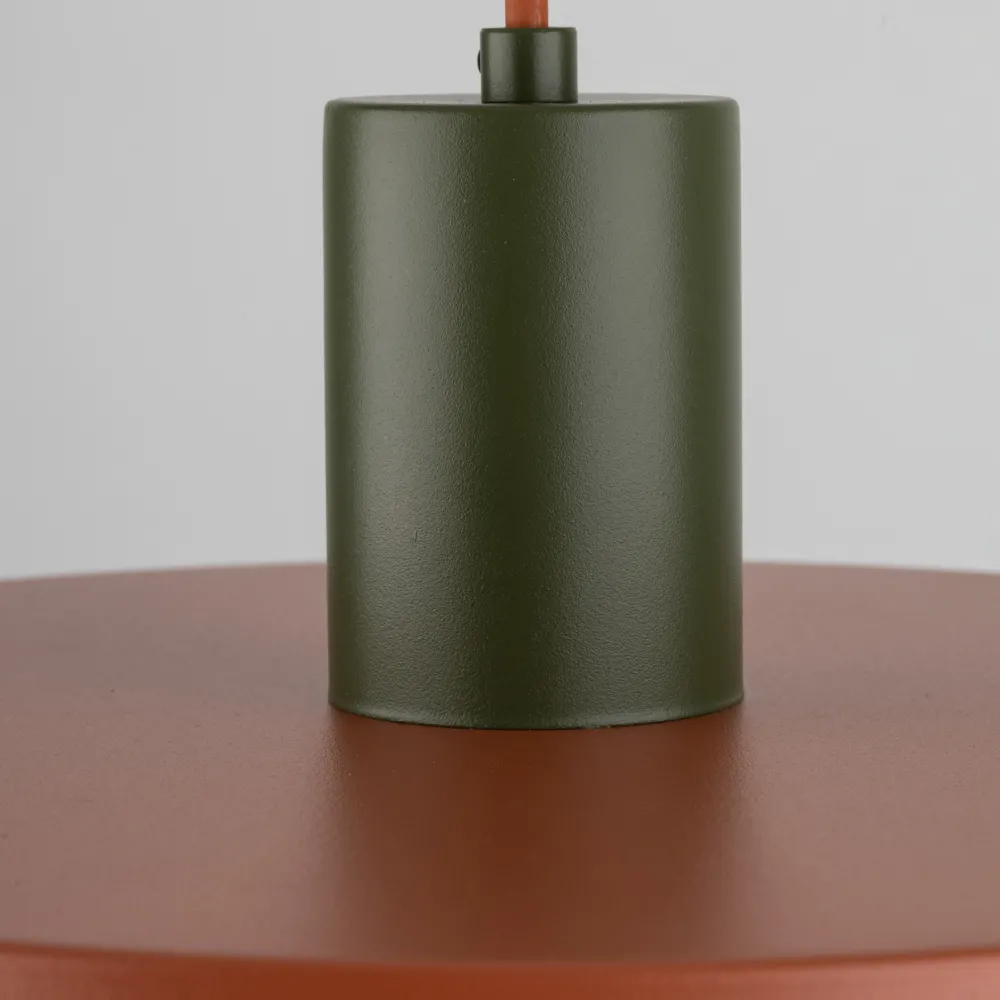 Lampade A Sospensione-Selezionato da Mazzolaluce Lampada a sospensione 30 cm verde mattone disco di metallo