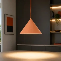 Lampade A Sospensione-Selezionato da Mazzolaluce Lampada a sospensione cono 26 cm arancione in metallo per cucina