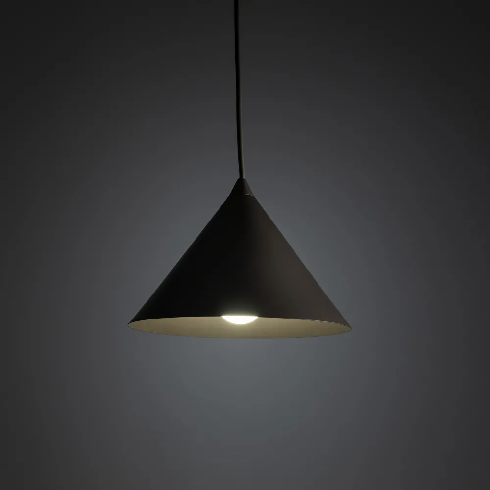 Lampade A Sospensione-Selezionato da Mazzolaluce Lampada a sospensione cono 21 cm marrone di metallo per cucina