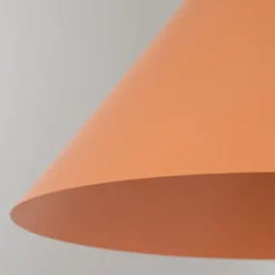 Lampade A Sospensione-Selezionato da Mazzolaluce Lampada a sospensione cono 33 cm arancione di metallo