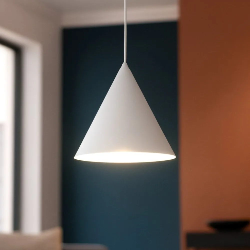 Lampade A Sospensione-Selezionato da Mazzolaluce Lampada a sospensione cono di metallo bianco 26 cm per cucina