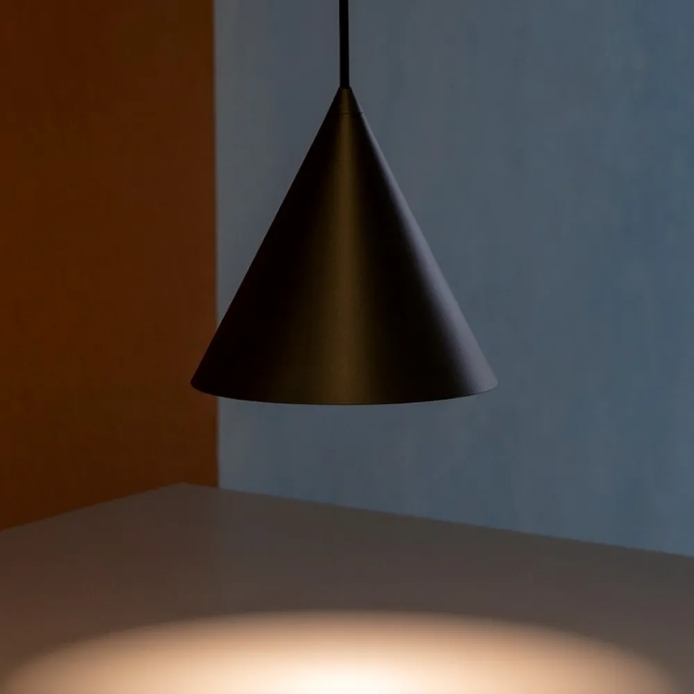 Lampade A Sospensione-Selezionato da Mazzolaluce Lampada a sospensione cono di metallo 26 cm marrone scuro per cucina