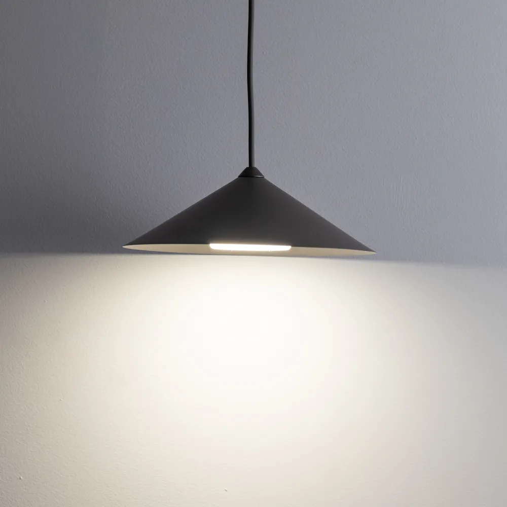 Lampade A Sospensione-Selezionato da Mazzolaluce Lampada a sospensione cono metallo marrone 23 cm per isola cucina