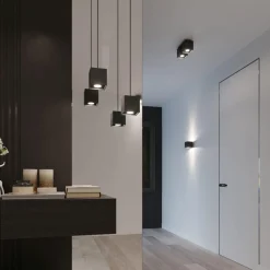 Lampade A Sospensione-Selezionato da Mazzolaluce Lampada a sospensione cubo nero moderna