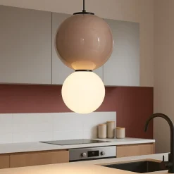 Lampade A Sospensione-Selezionato da Mazzolaluce Lampada a sospensione da cucina sfera porcellana led 3000k