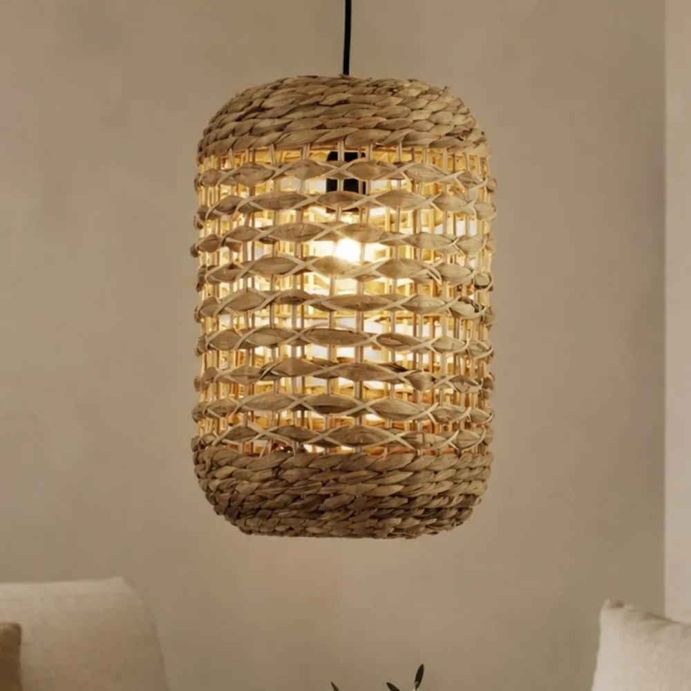 Lampade A Sospensione-Selezionato da Mazzolaluce Lampada a sospensione in rattan per soggiorno