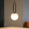 Lampade A Sospensione-Selezionato da Mazzolaluce Lampada a sospensione nera sfera bianca per comodino