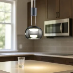 Lampade A Sospensione-Selezionato da Mazzolaluce Lampada a sospensione nero vetro fumè led 8w 3000k dimmerabile per isola