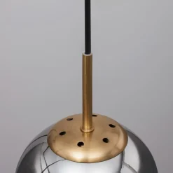 Lampade A Sospensione-Selezionato da Mazzolaluce Lampada a sospensione sfera vetro fume