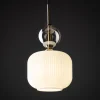 Lampade A Sospensione-Selezionato da Mazzolaluce lampada a sospensione tonda in vetro bianco sfera ambra