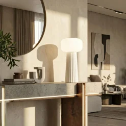 Lampade Da Tavolo-Selezionato da Mazzolaluce Lampada bianca da tavolo design moderno sfera di vetro bianco