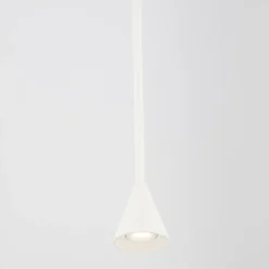 Lampade A Sospensione-Selezionato da Mazzolaluce Lampada cono pendente a sospensione bianco led dimmerabile