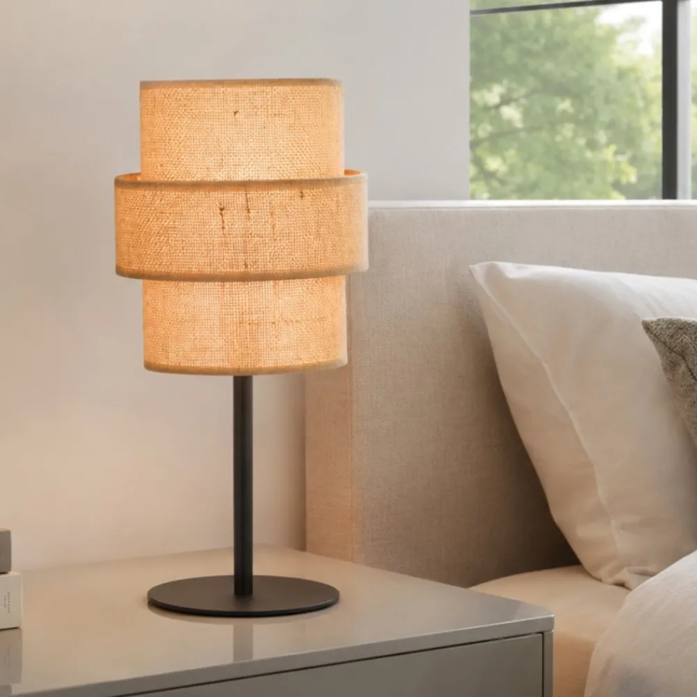 Abat Jour-Selezionato da Mazzolaluce Lampada da comodino moderna in iuta per camera da letto