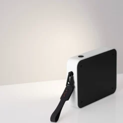 Abat Jour-Selezionato da Mazzolaluce Lampada da comodino portatile moderna macchina fotografica bianca
