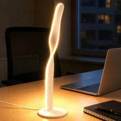 Lampade Da Tavolo-Selezionato da Mazzolaluce Lampada da scrivania per ufficio moderna bianca led 4000k 10w