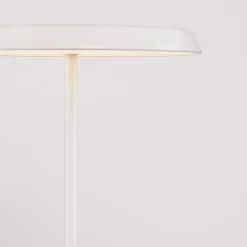 Lampade Da Tavolo-Selezionato da Mazzolaluce Lampada da tavolo bianca moderna led 3000k