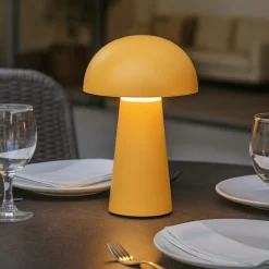 Lampade Da Tavolino Esterno-Selezionato da Mazzolaluce Lampada da tavolo da esterno senza fili giallo per esterni ricaricabile moderna