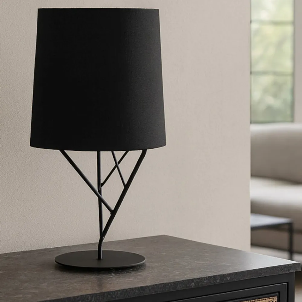 Lampade Da Tavolo-Selezionato da Mazzolaluce Lampada da tavolo design moderna nera per soggiorno