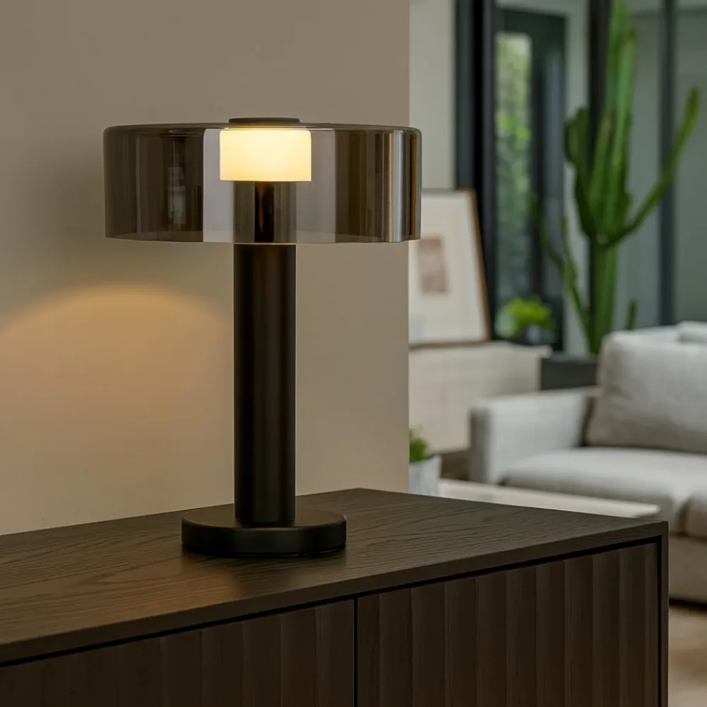 Lampade Da Tavolo-Selezionato da Mazzolaluce Lampada da tavolo design moderna nero vetro fume per soggiorno