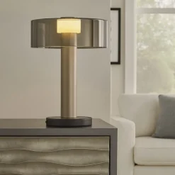 Lampade Da Tavolo-Selezionato da Mazzolaluce Lampada da tavolo design moderna oro sabbiato