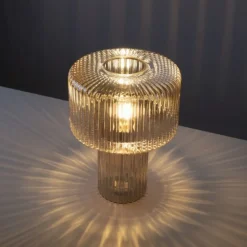 Lampade Da Tavolo-Selezionato da Mazzolaluce Lampada da tavolo fungo di vetro ambra trasparente design moderno