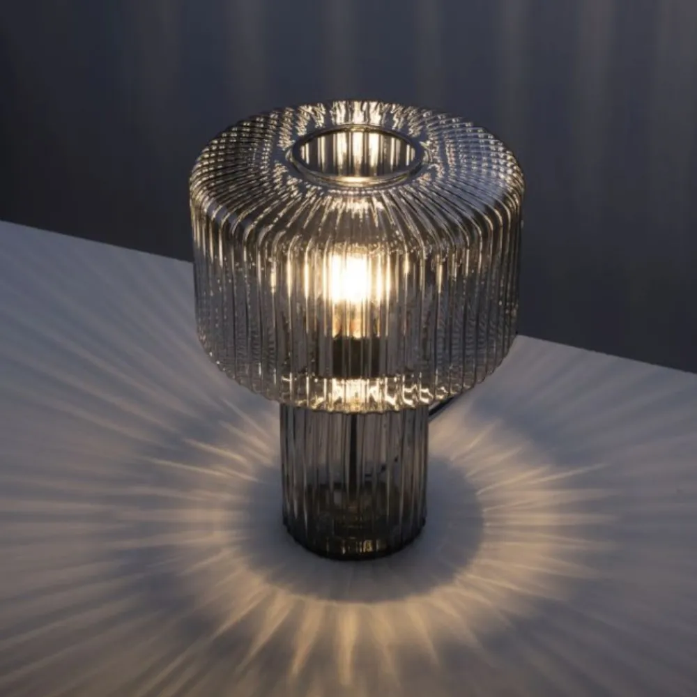 Lampade Da Tavolo-Selezionato da Mazzolaluce Lampada da tavolo fungo in vetro fume design moderno