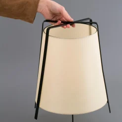 Lampade Da Tavolo-Selezionato da Mazzolaluce Lampada da tavolo in pergamena per soggiorno